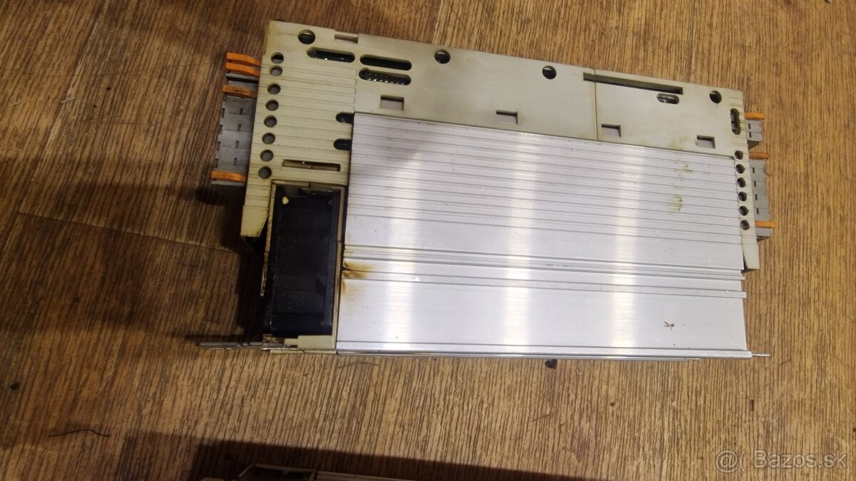 Predam 2x menič 2,2kw - 3