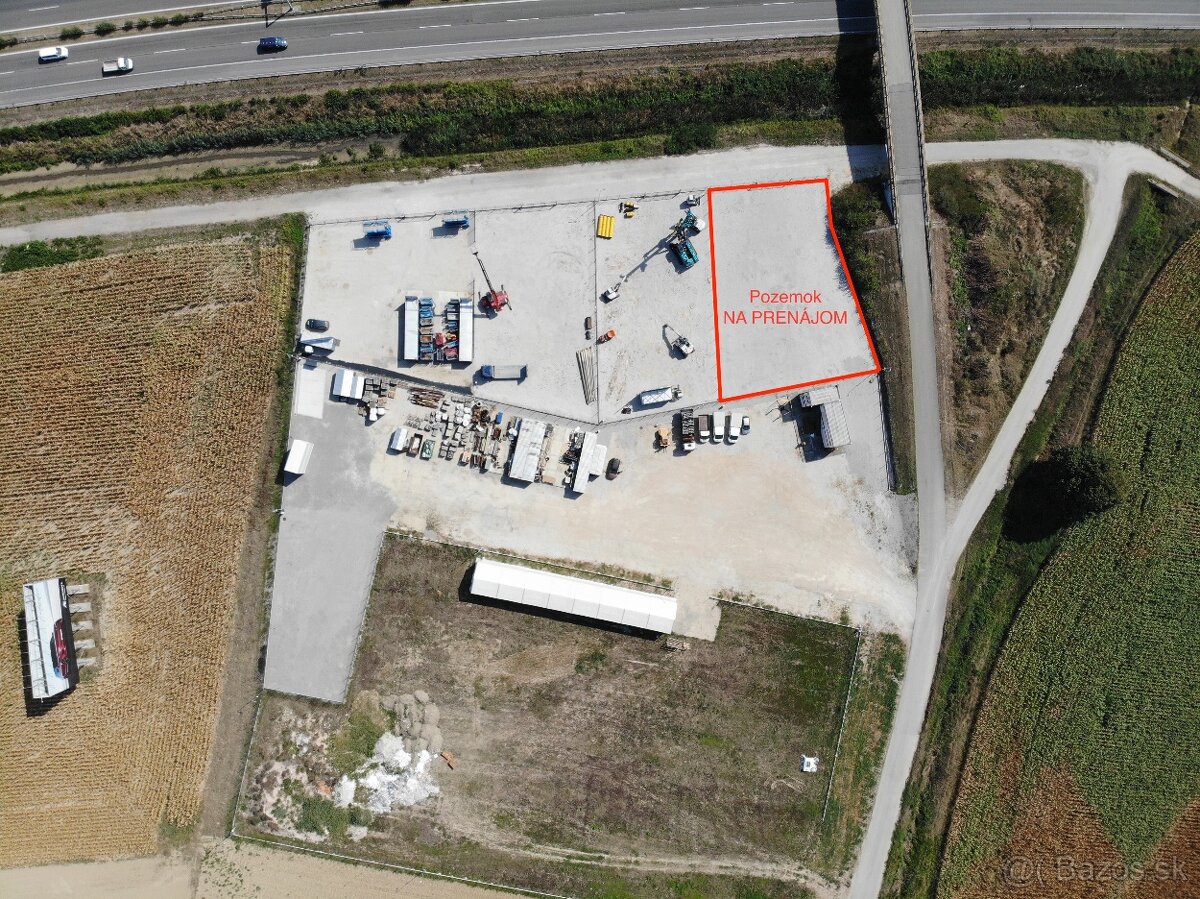 Obchodný priestor a parkovisko da D1 - 3