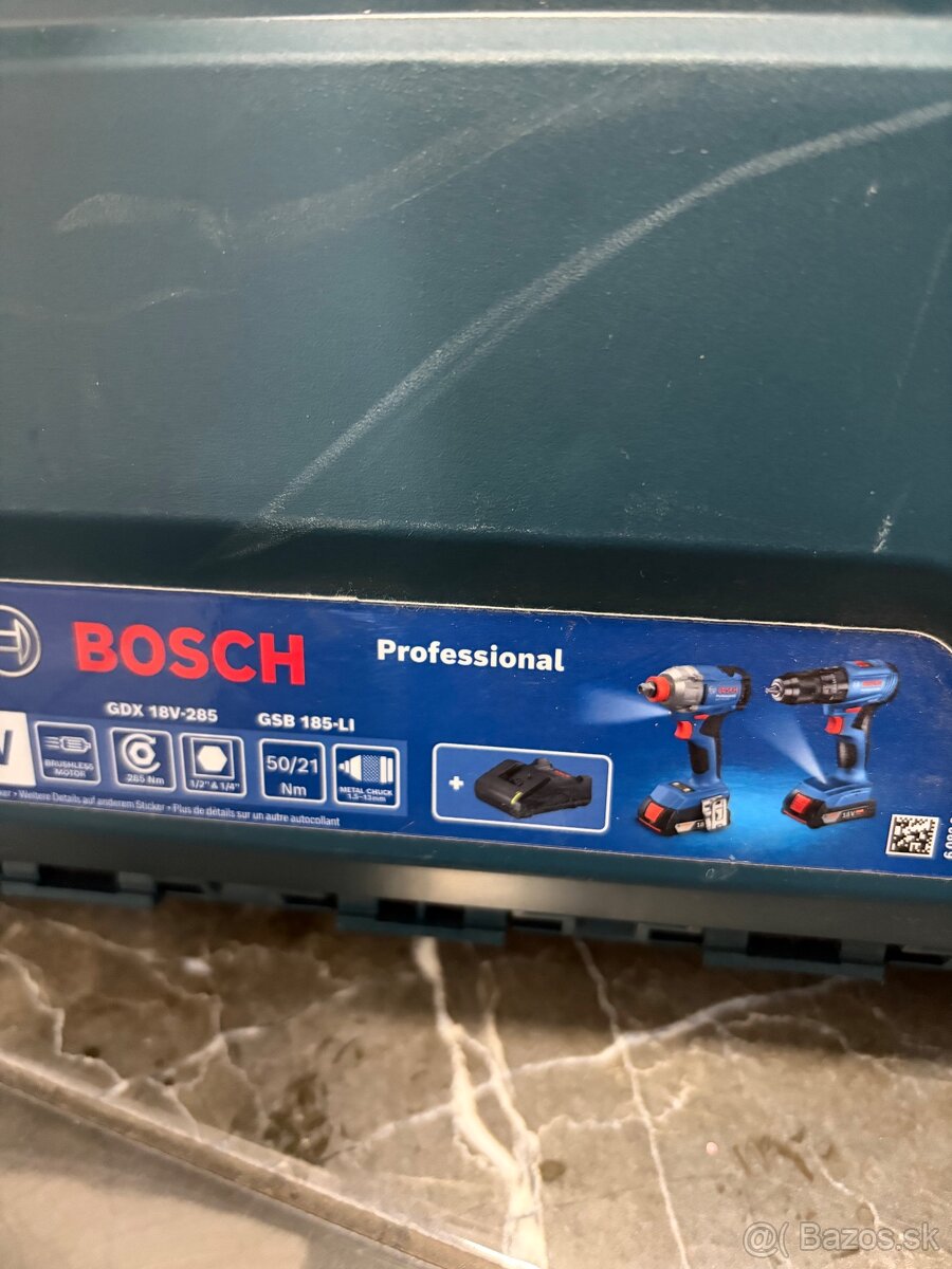 BOSCH set 18V kufor - uťahovačka + rázový - 3