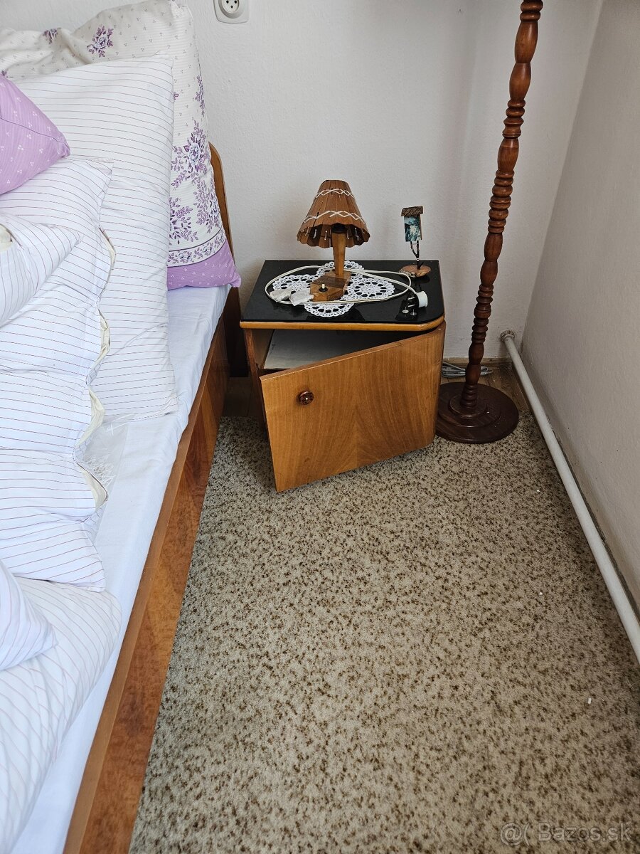 Starší nabytok - 3