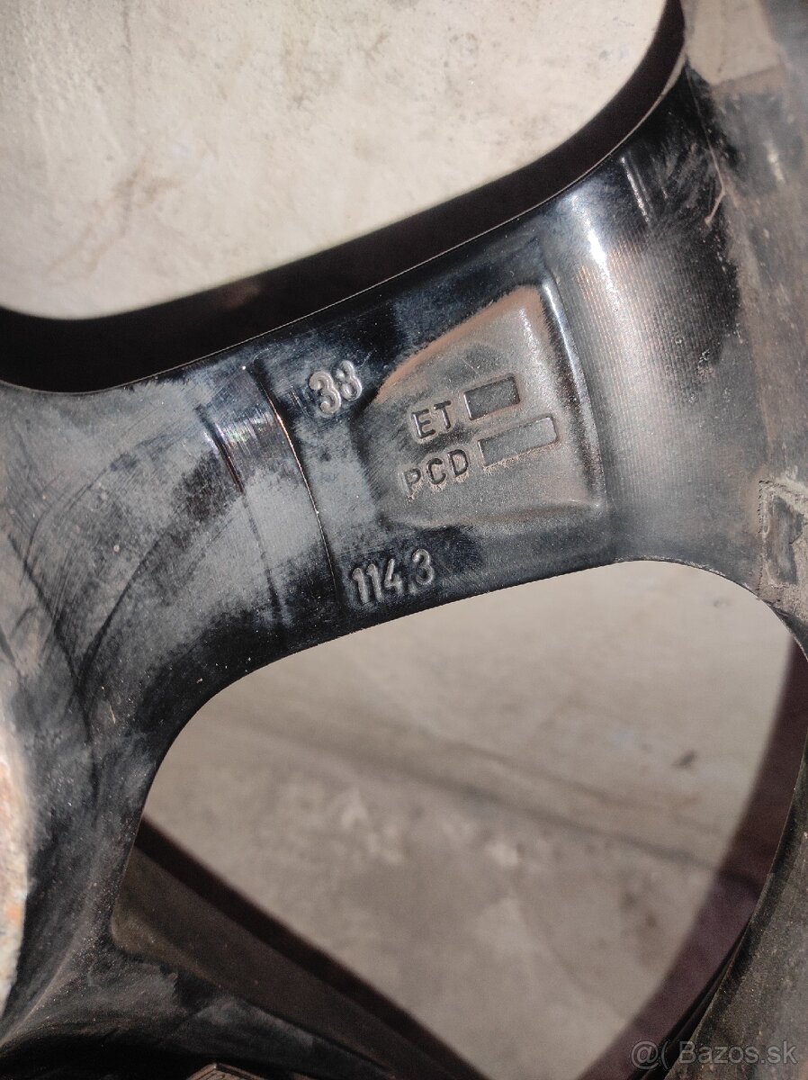 Hliníkové disky s pneumatikami - 3