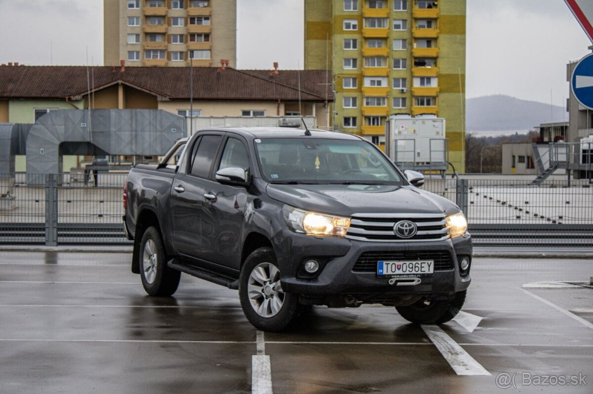 Toyota Hilux 2.4 D-4D Active A/T | 4x4 | - 3