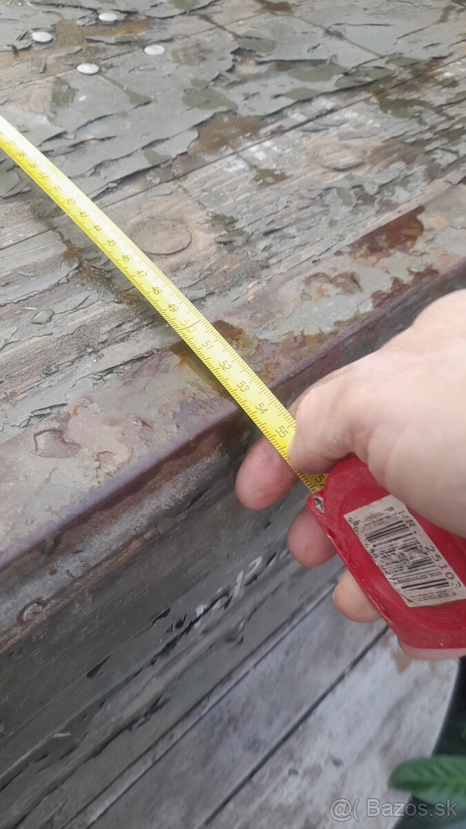 Stará truhlica 40eur - 3