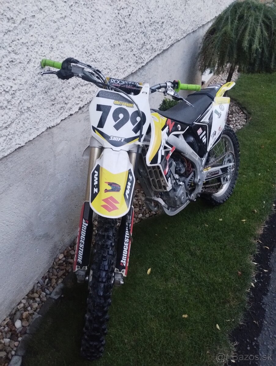 Suzuki rmz 250