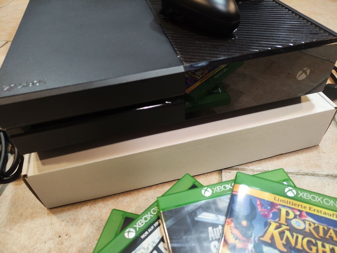 Xbox ONE 1TB + 1x ovládač + 1x hra - 3
