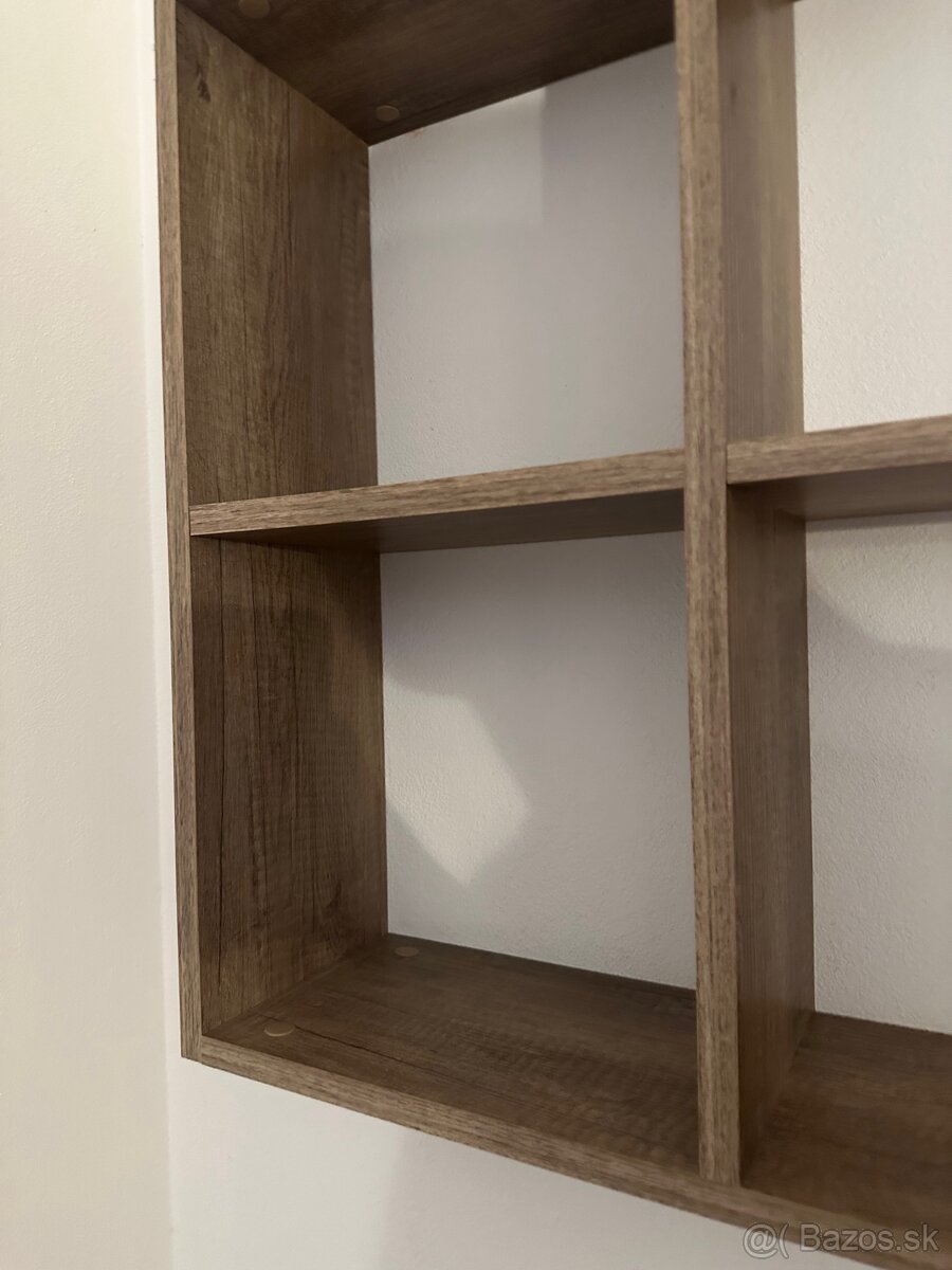 Závesná polička - 3