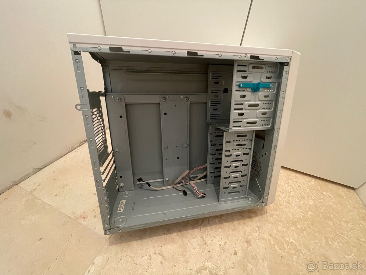 Počítačova skriňa - 3