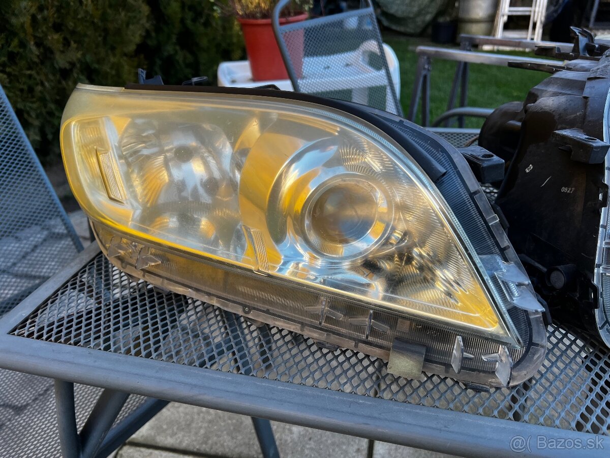 Svetla Toyota RAW4 - 3