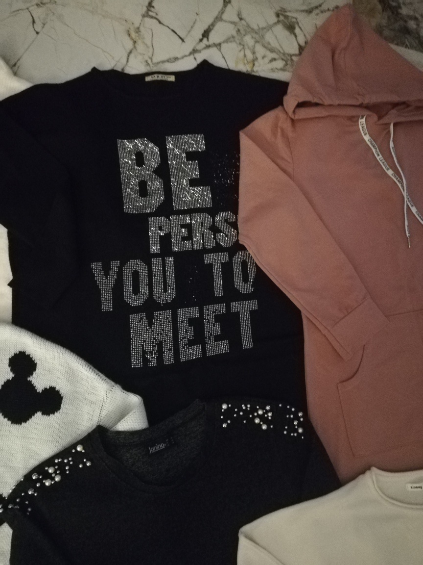 Dámske svetre, mikiny, tričká veľkosť L - 3