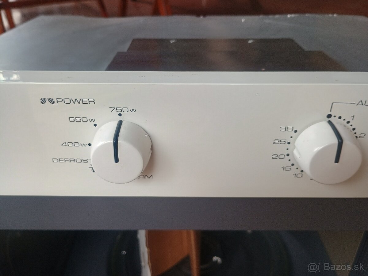 Predám vstavanú mikrovlnku Whirlpool. - 3