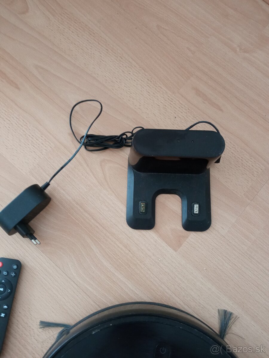 Robotický vysávač SALENTE - 3