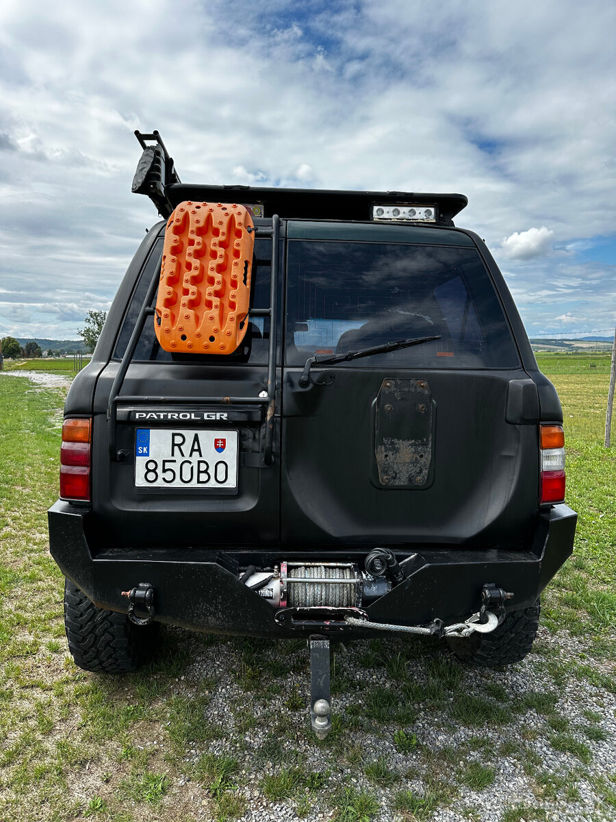 NISSAN PATROL GR Y61