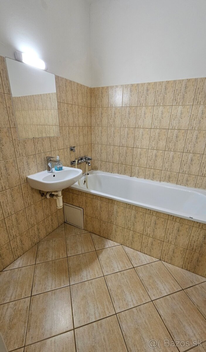 Stavebné práce (PB, PU, IL, TN a okolie) - 3