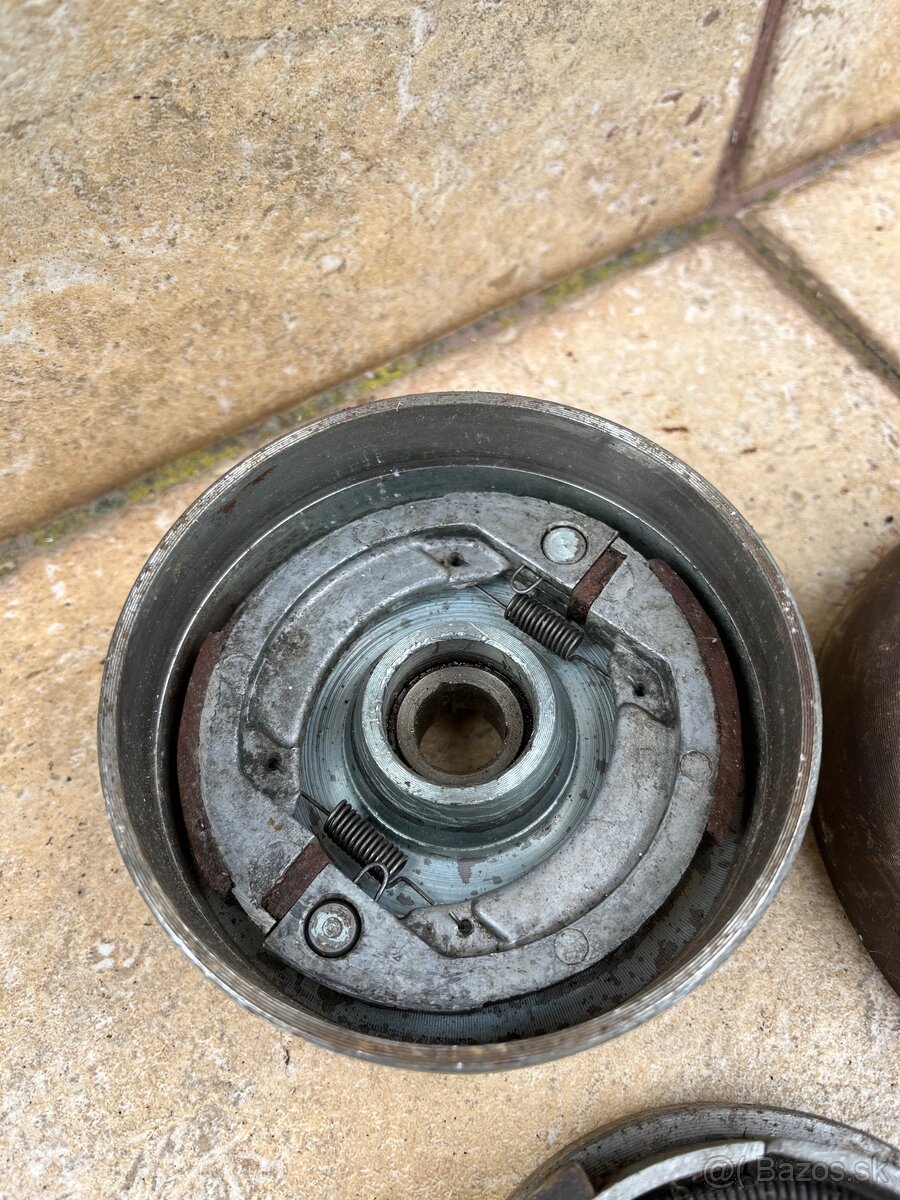 Komplet spojka Babetta 207 - 3