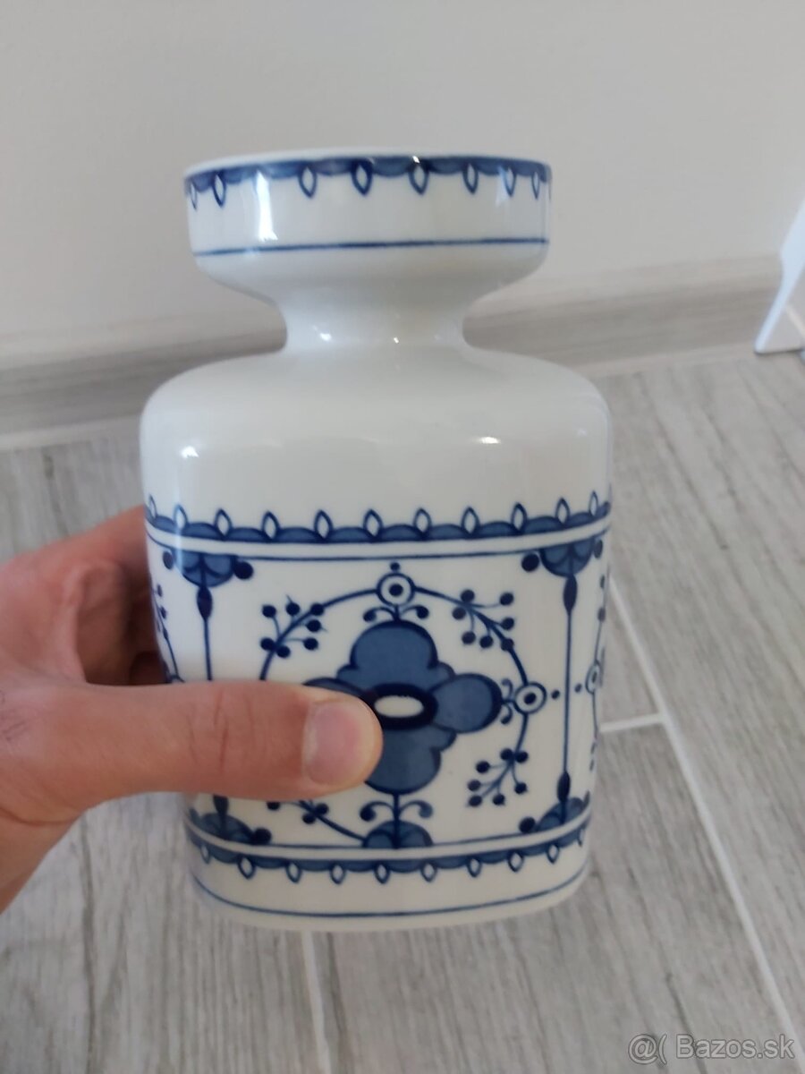 Predáme staršiu peknú porcelan-kobaltovu stolovu vazu - 3