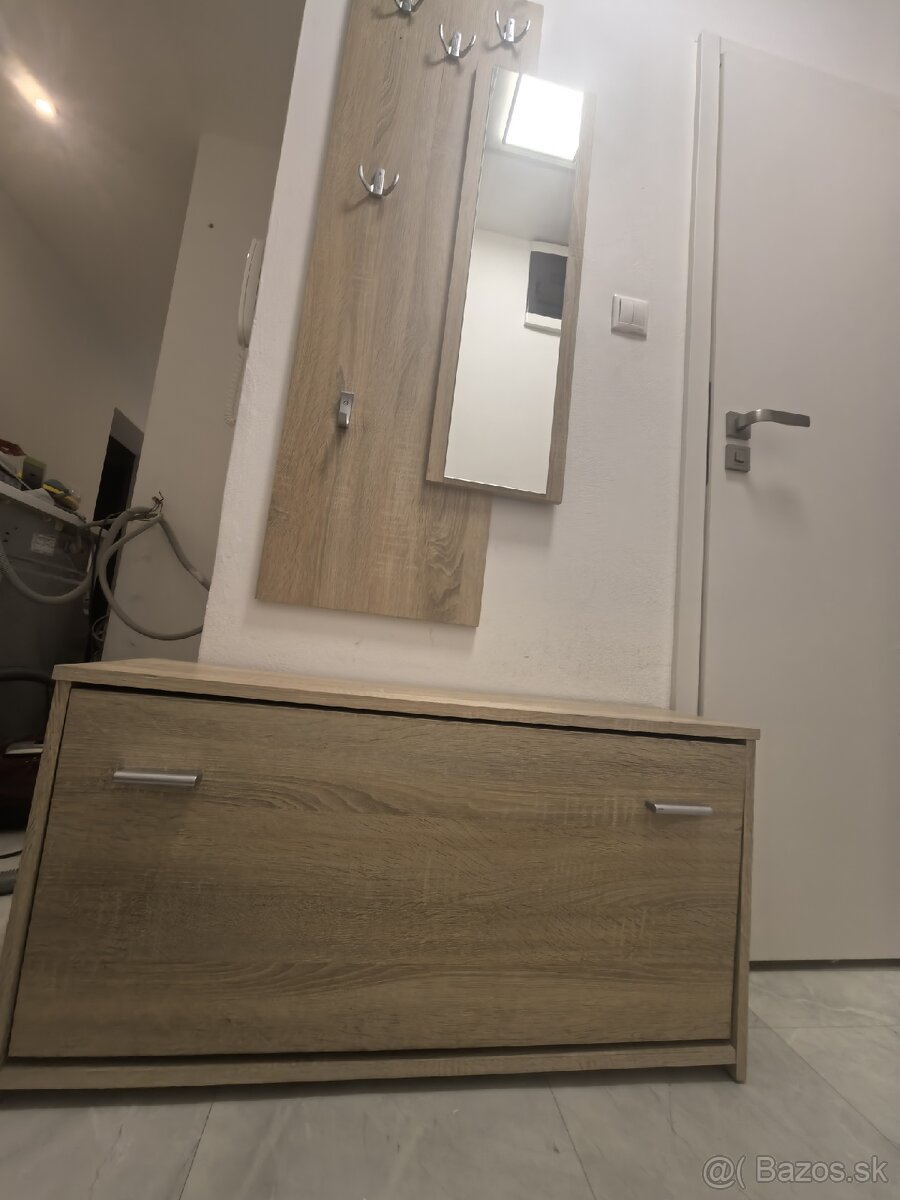 Predsieňový nábytok - 3