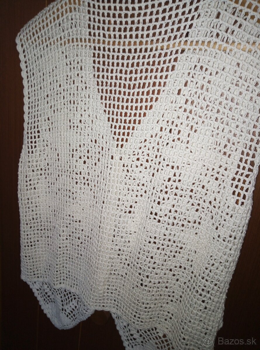 Háčkovaná vesta - 3