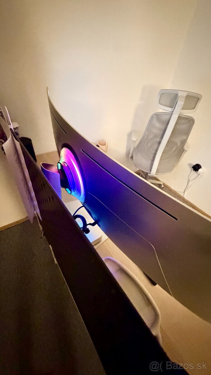 Monitor 49" Samsung Odyssey OLED G93SC - 3