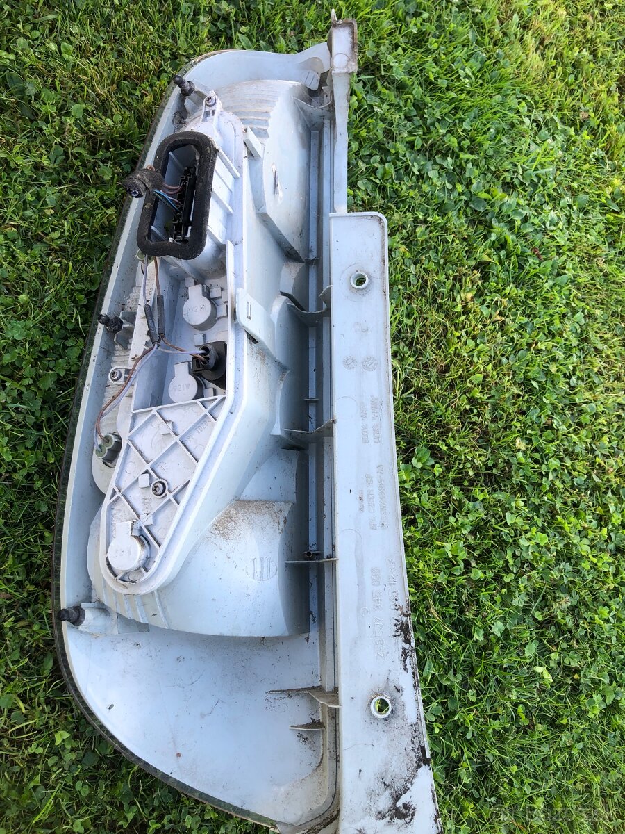 ŠKODA ROOMSTER FABIA 2 DIELY - 3