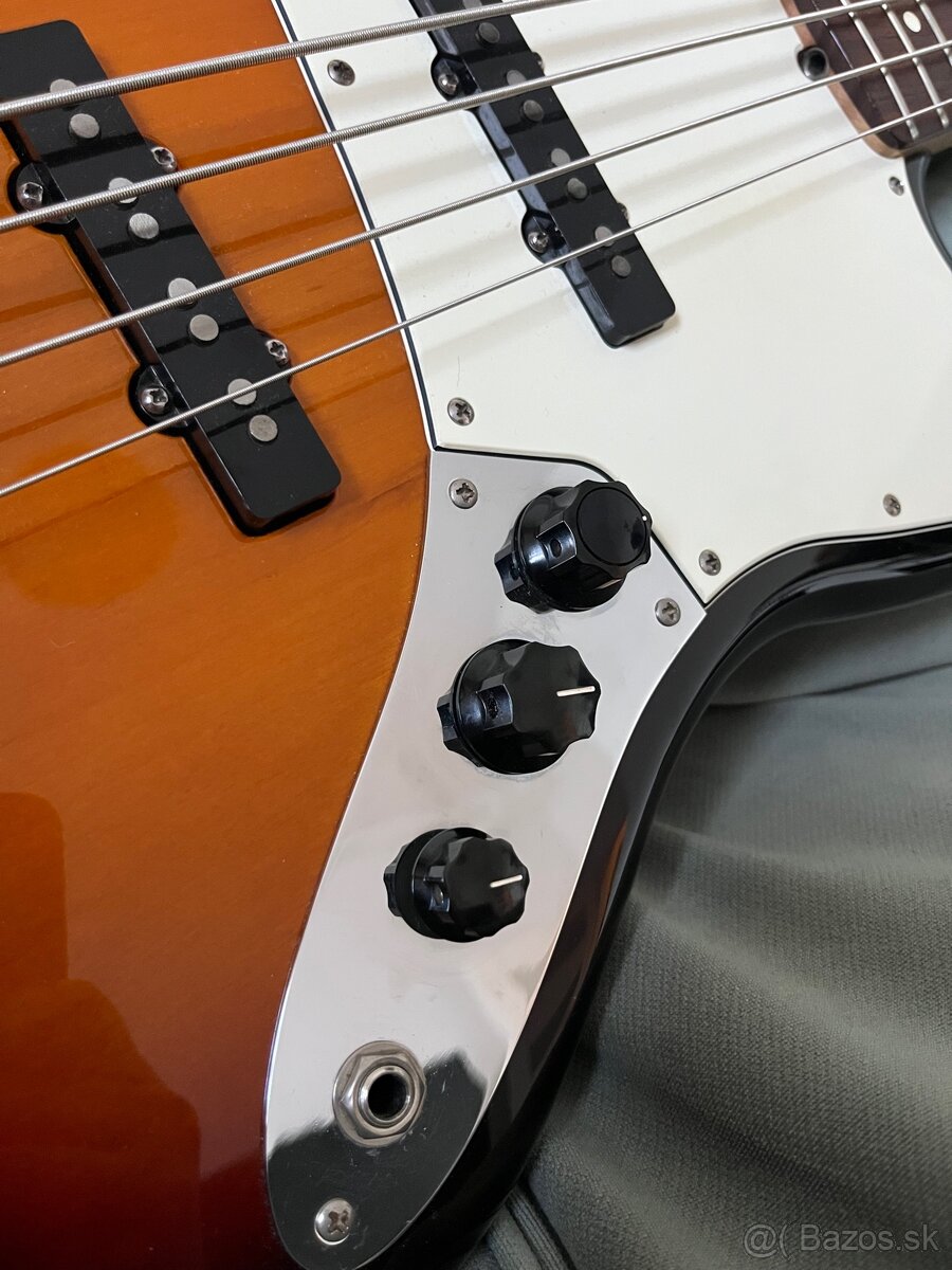 Fender American Jazz Bass - 3