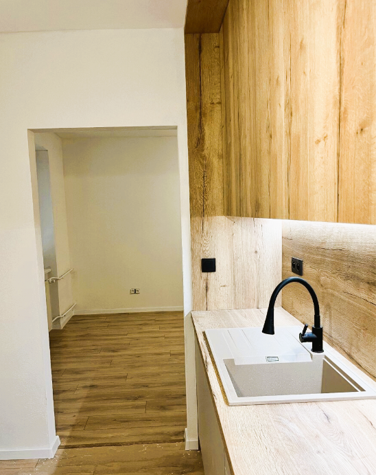 Na predaj 2. izbový byt v centre Malaciek. - 3