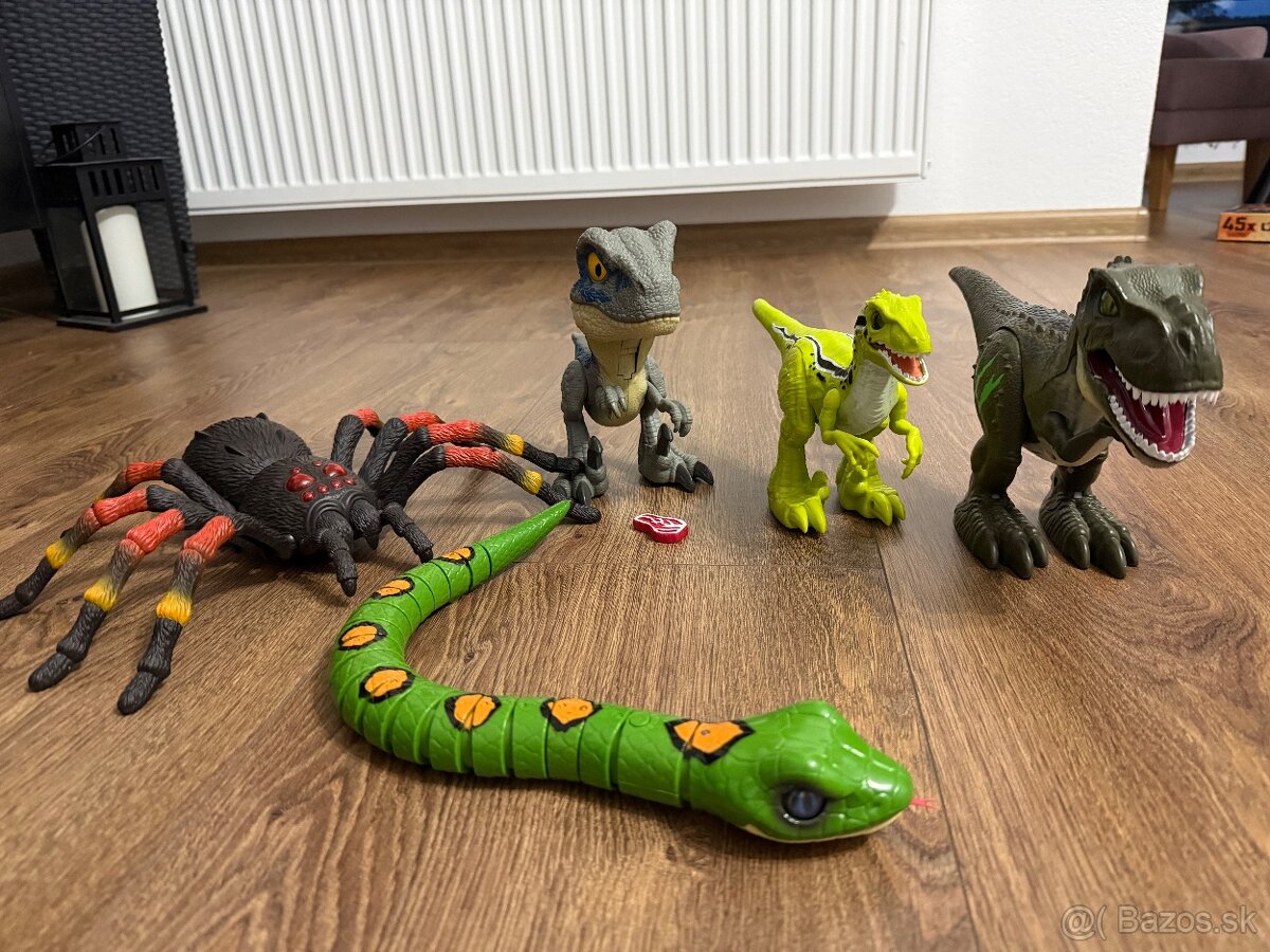 Roboalive pavuk had dinosaury - 3