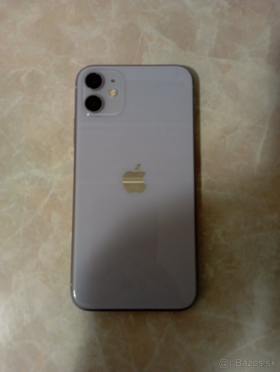 iPhone 11 / 64GB Dobrý stav - 3
