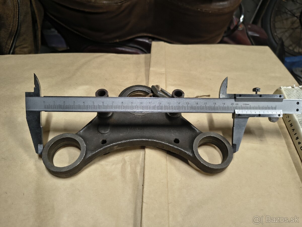 Uloženka nepoužité okuliare Jawa - 3