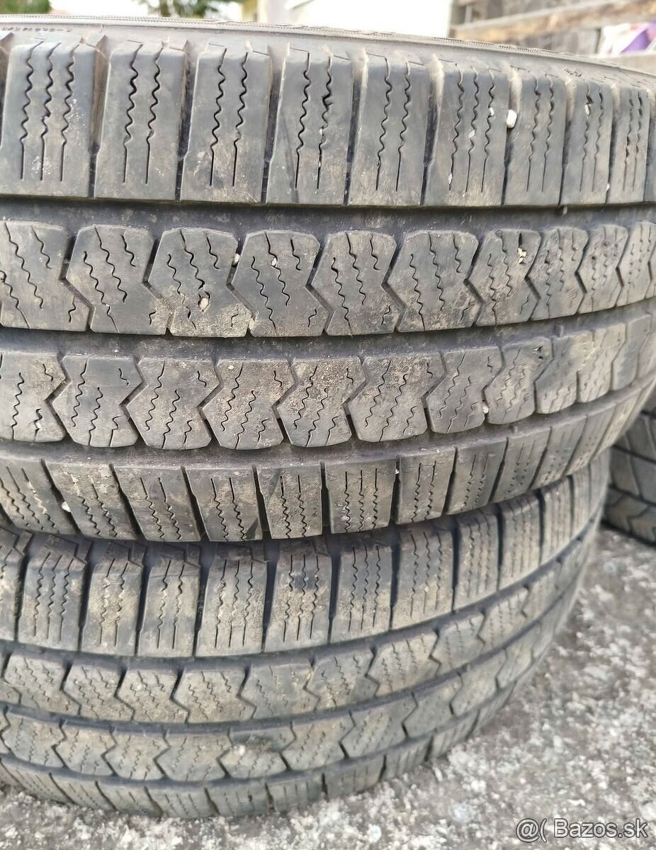 Zimné pneumatiky 215/60 R17 C 2x2 - 3