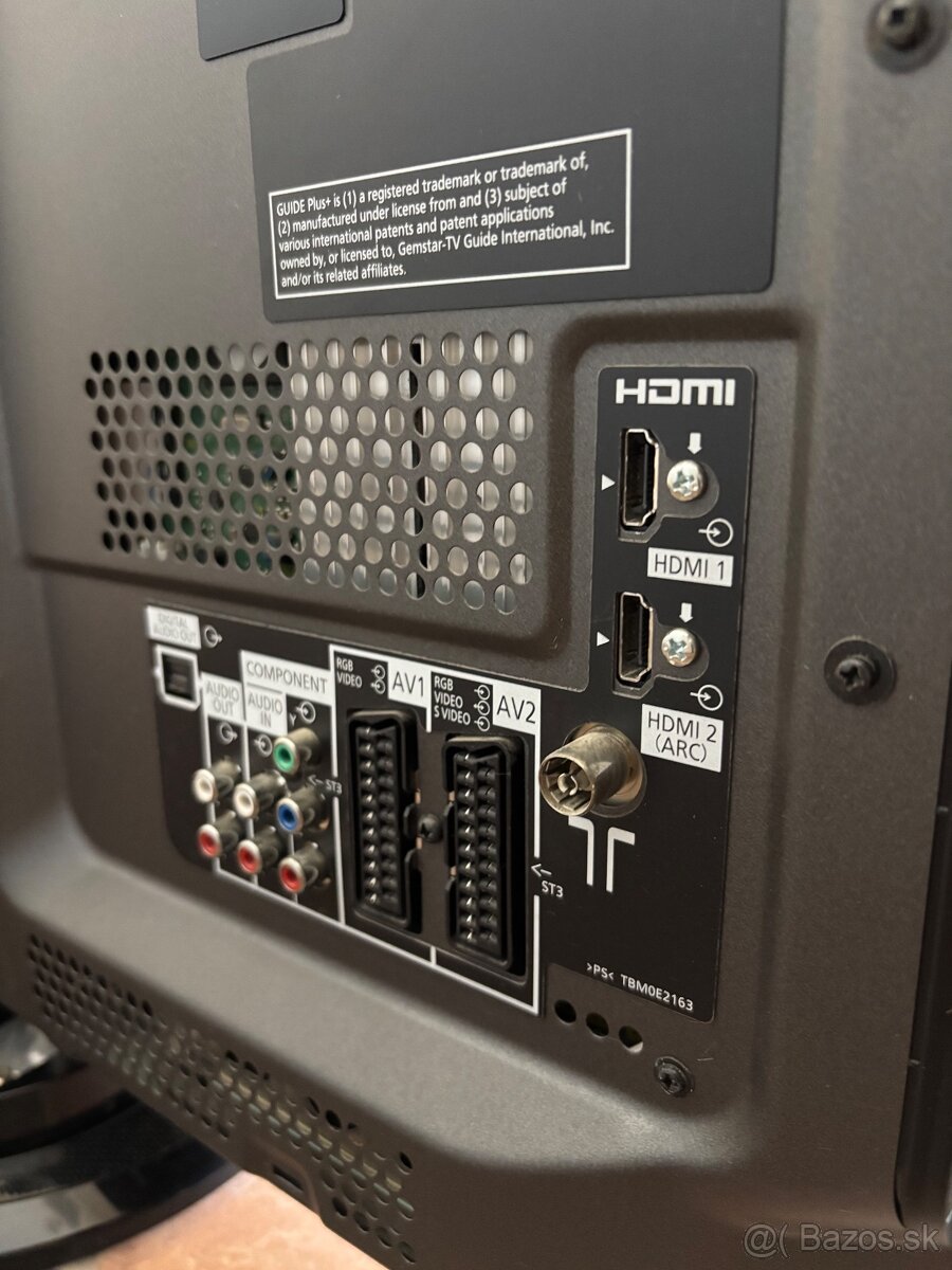TV Panasonic LCD - 3