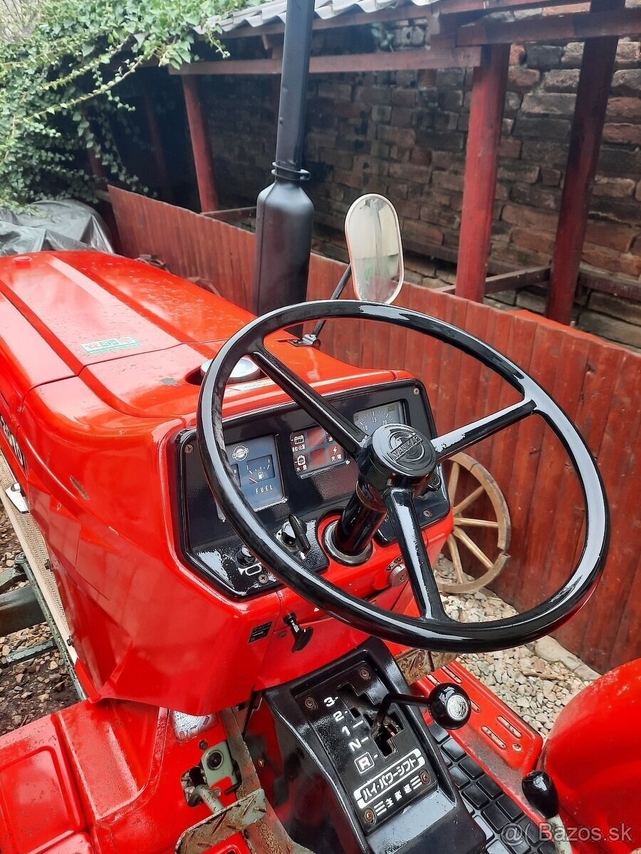 Yanmar ym 2010 obsah motora 21 koní - 3