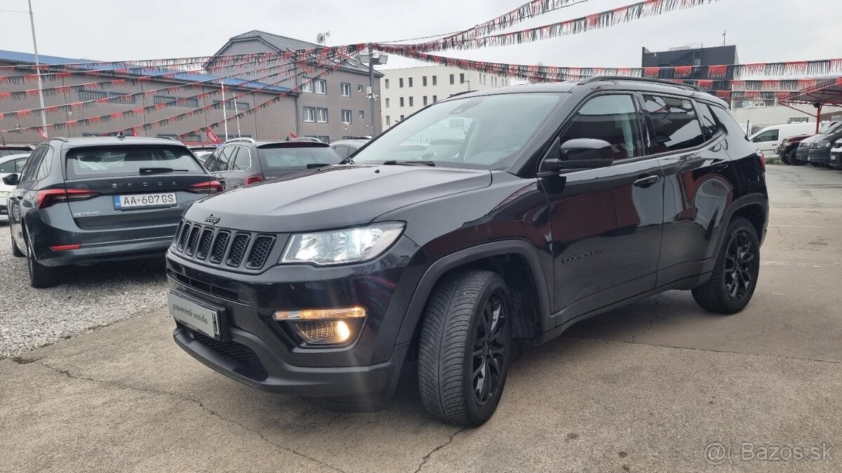Jeep Compass 1.3 Night Eagle 110kW - 3