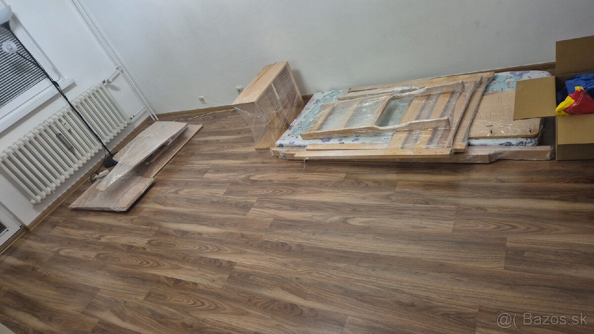 Predam postel poschodovu zo stolikom - 3