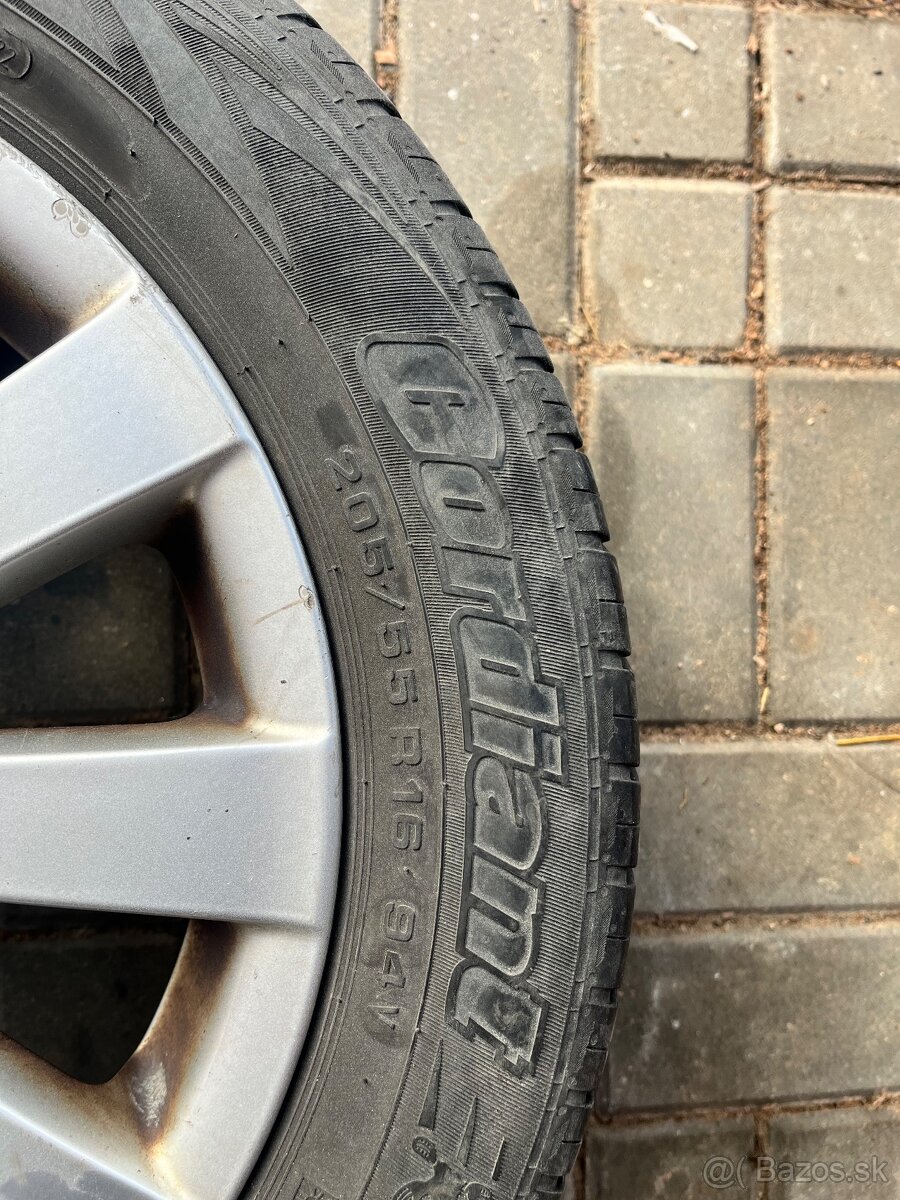 Sada letných pneumatík a originál diskov Vw - 3