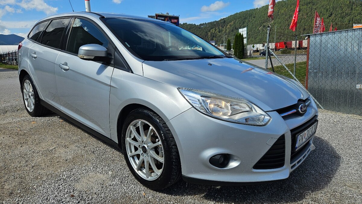 Ford Focus Kombi 1.6 TDCi DPF Sport - 3