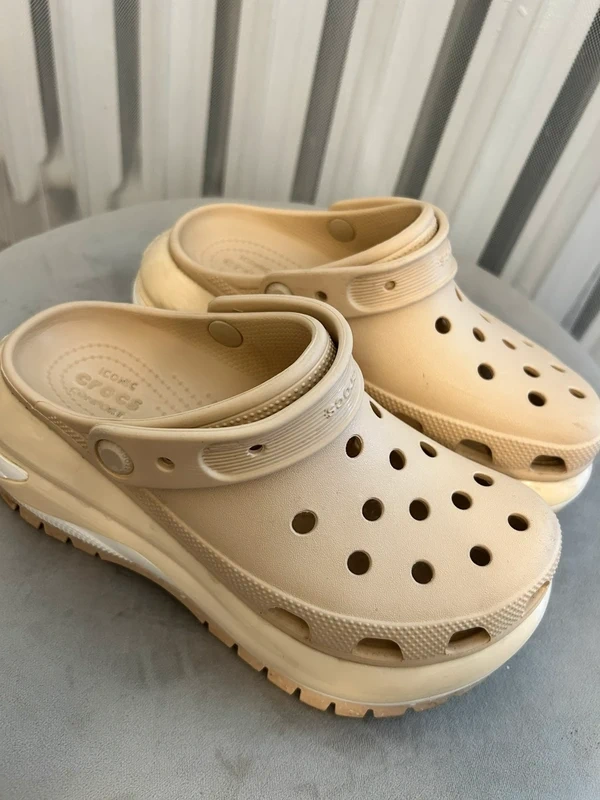 Crocs Classic Mega Crush Clog 37 - 3