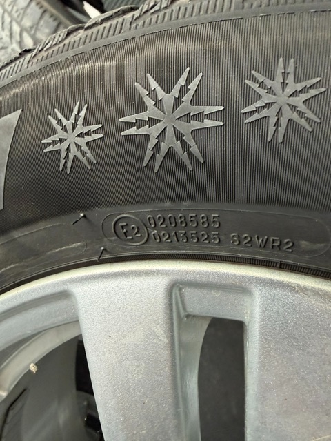 Michelin 195/65 R15 - 3