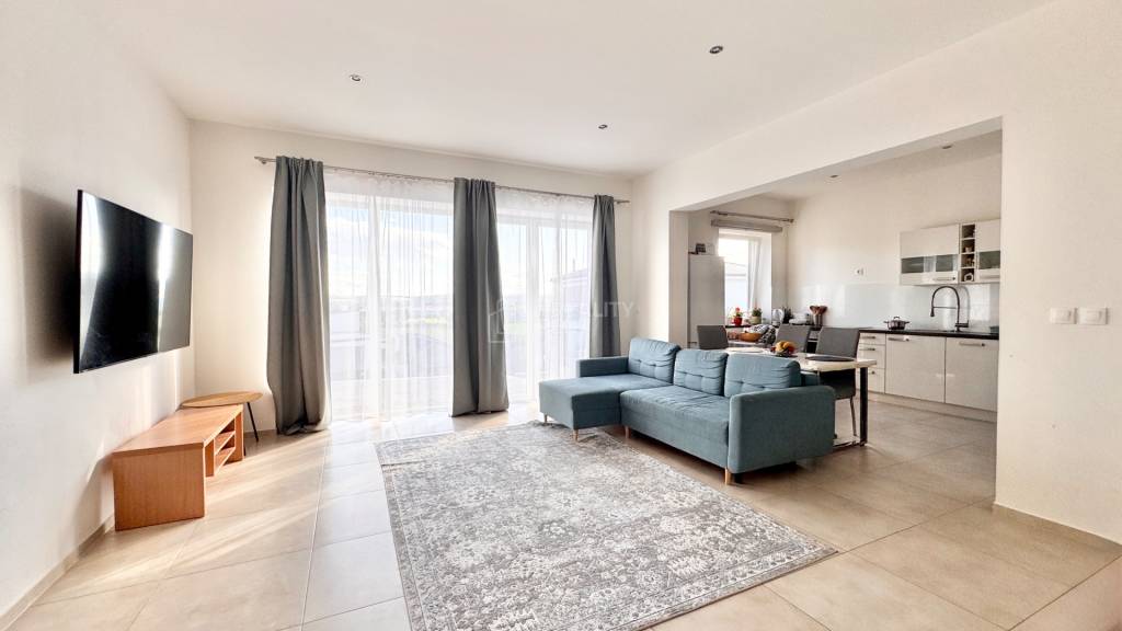 Predaj: Rodinný dom typu bungalov - zabývaná novostavba v Gb - 3