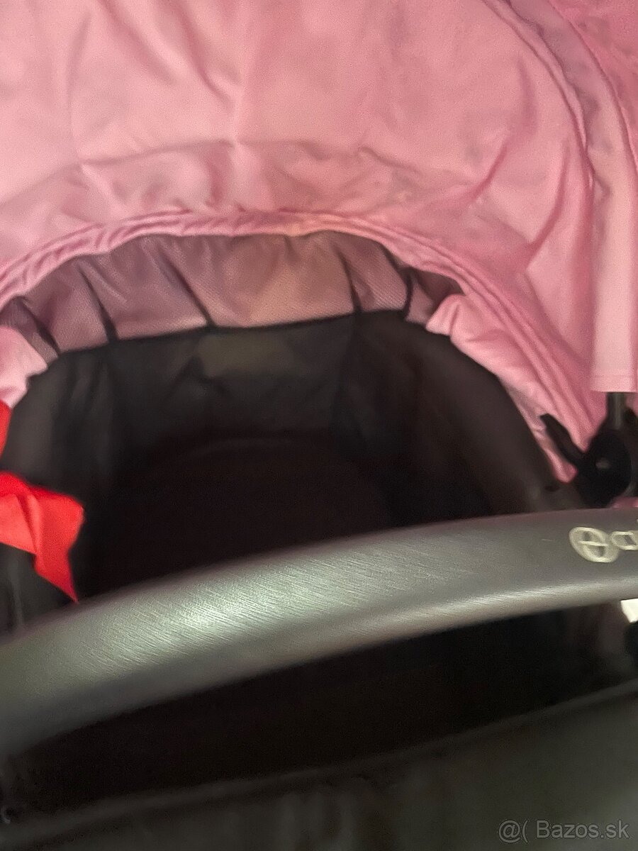 Vanička Kočík Jeremy Scott - 3