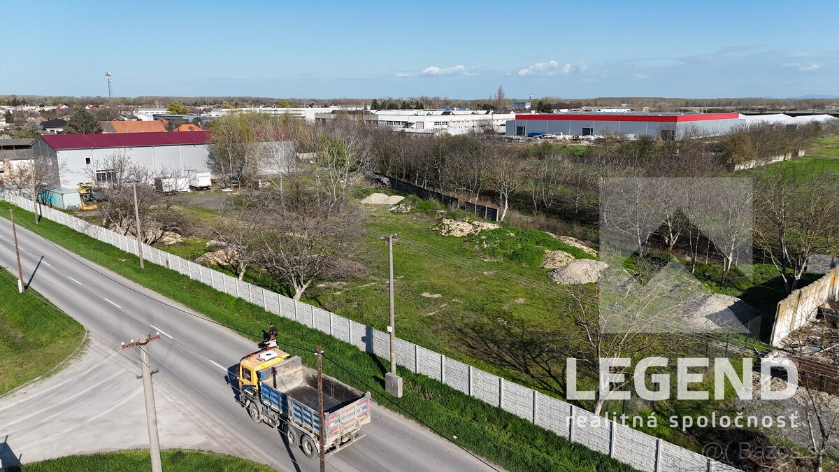 Prenájom pozemku 5.000 m2 Kolárovo, hlavná cesta, inžiniersk - 3