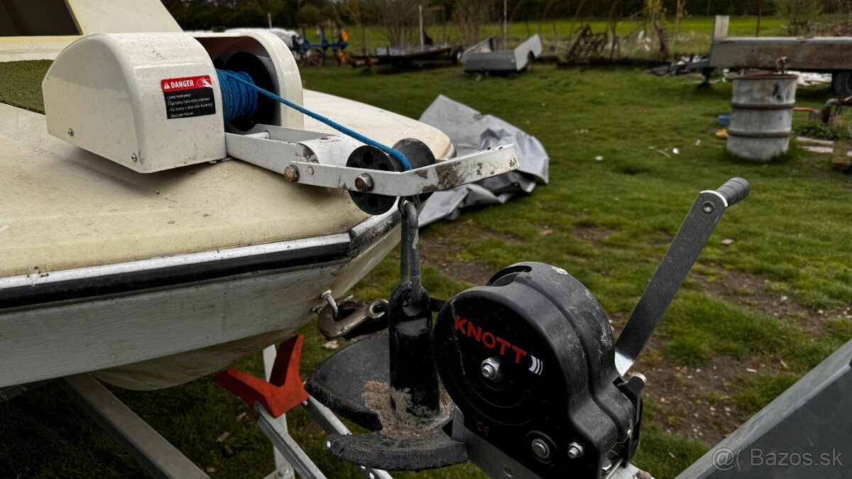 Čln katamarán s kajutou + nový motor + sonar ZNÍŽENÁ CENA - 3