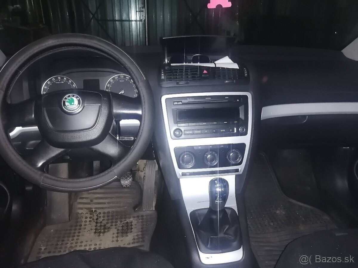 Skoda Octavia 2 - 3