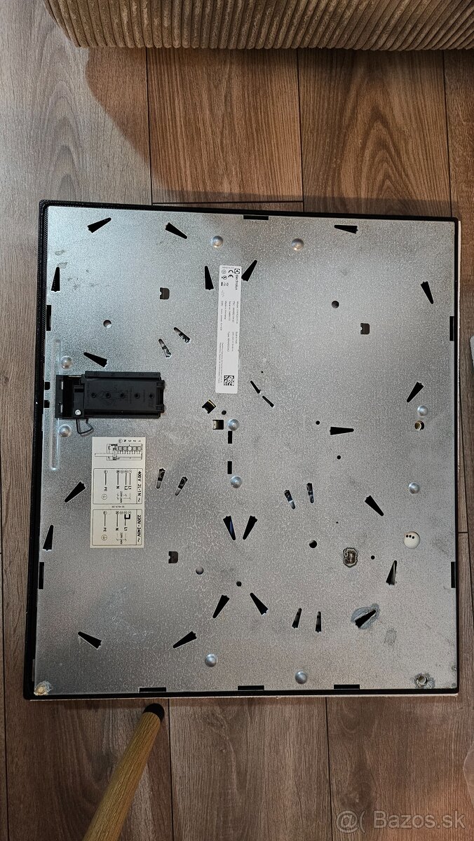 Sklokeramicka varna doska - 3