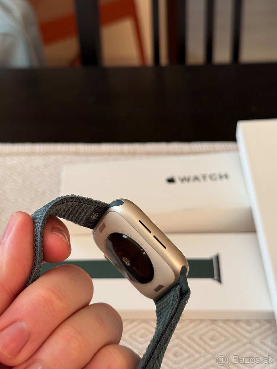  Apple Watch SE (2. generácie) 44mm - 3