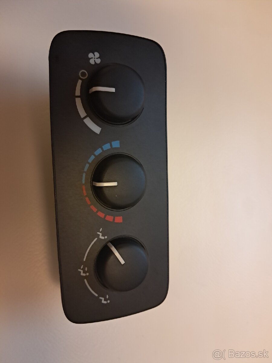 Jeep commander ovládanie klimatizácie 3.rad - 3