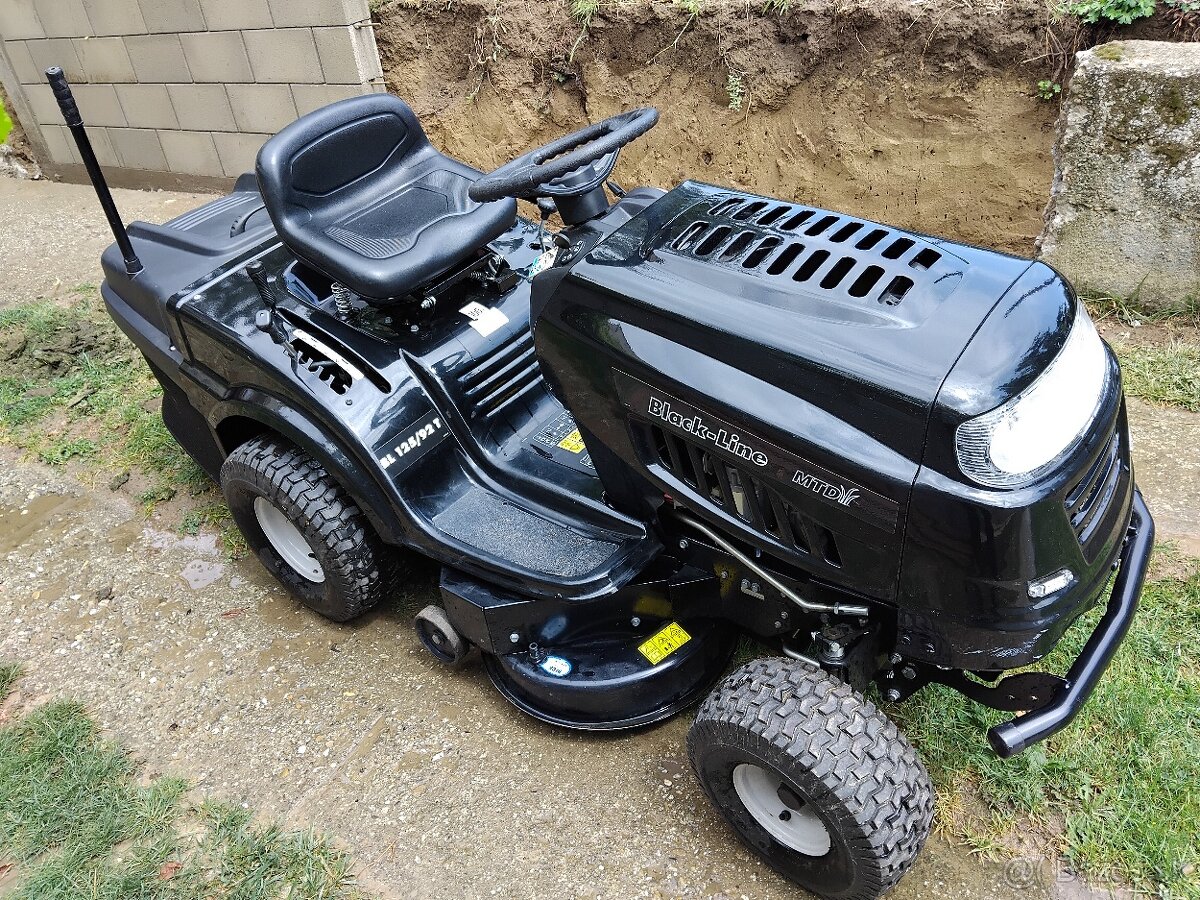 Predám záhradný traktor - 3