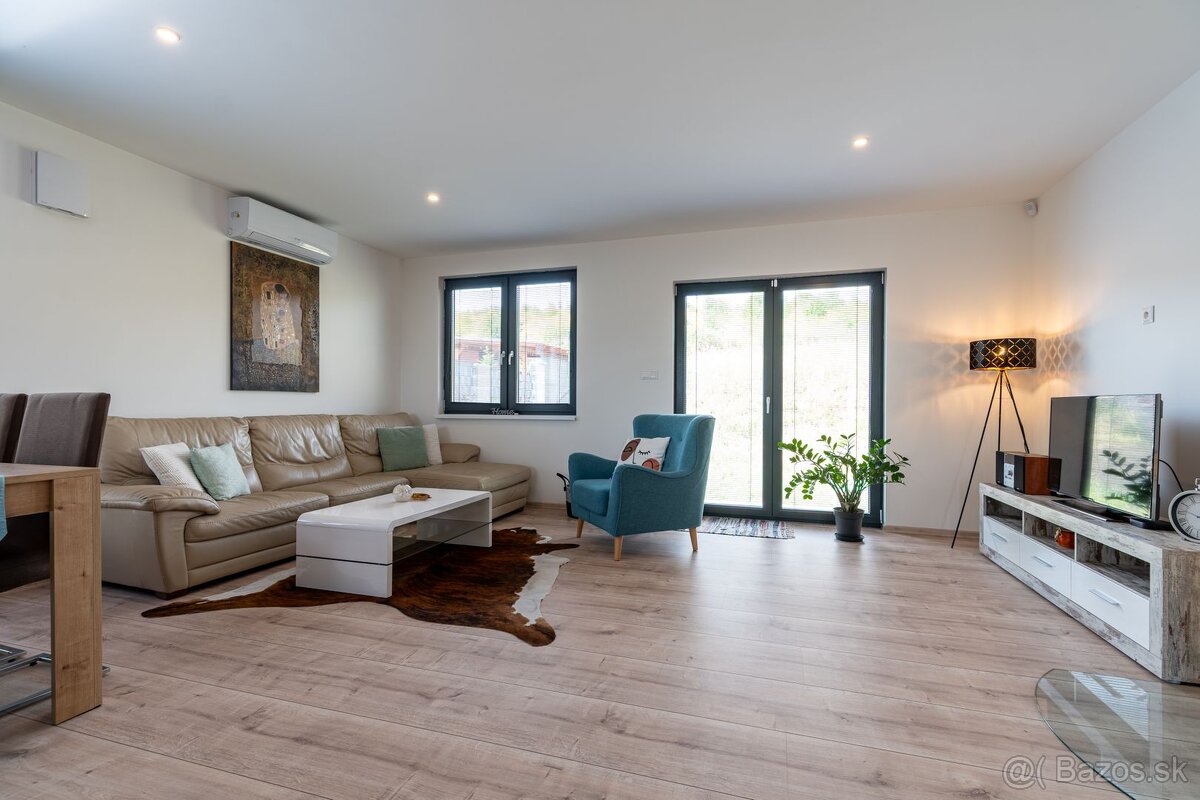 NA PREDAJ NOVOSTAVBA RODINNÉHO DOMU V OBCI GYŇOV - 3