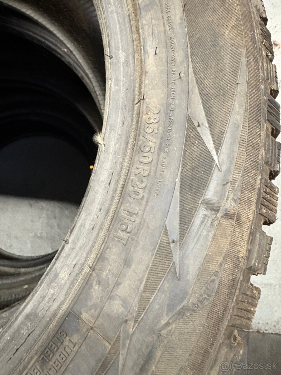 285/50 R20 zimné - 3