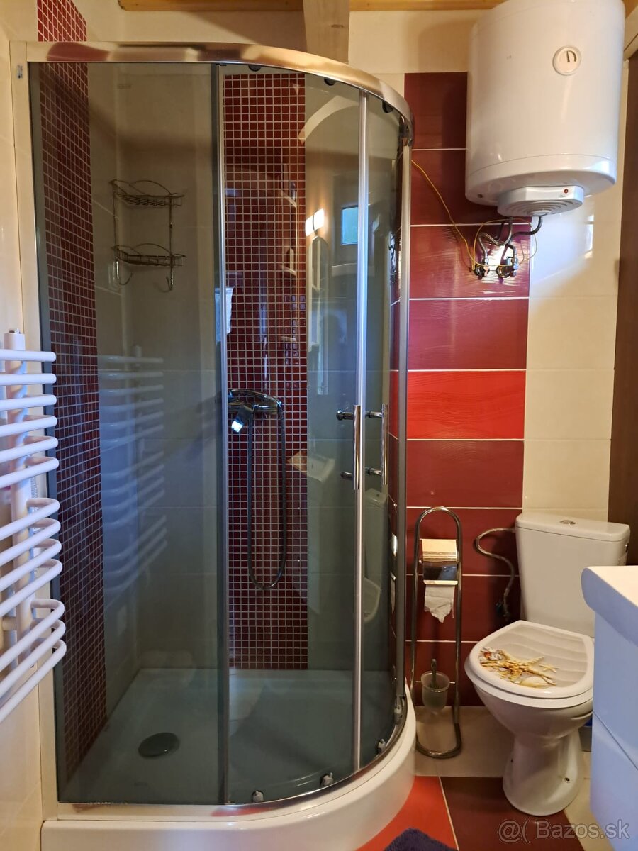 Chata pri Veľkom Kolpašskom jazere v obci Banský Studenec - 3