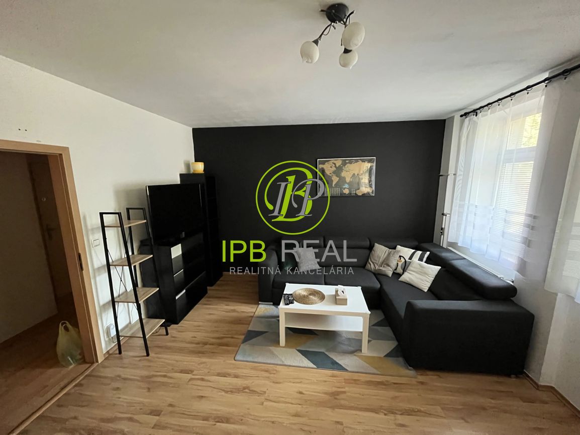 Priestranný 2-izb. byt na Záhradníckej ul. v Ružinove - 3